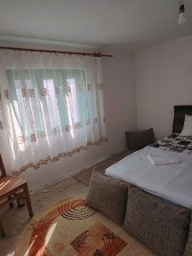 Casă de vânzare în munții Apuseni