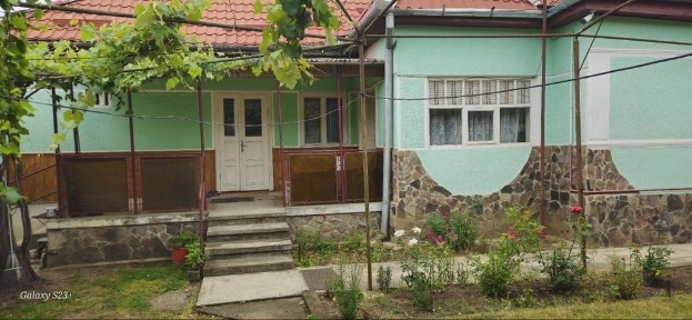 Casa de vanzare Târnăveni str Garoafei
