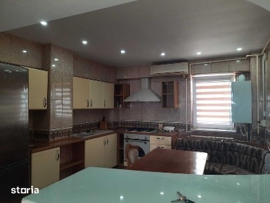 Inchiriez apartament 3 camera in zona parc Mihai Viteazu