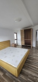 Apartament de închiriat
