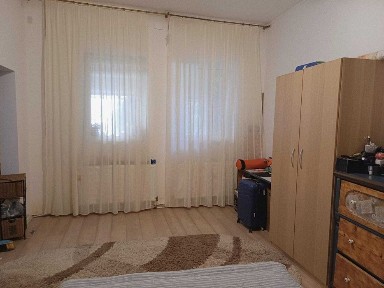 DE VANZARE CASA PARTER SI ETAJ 156 mp central, zona Piata Mica