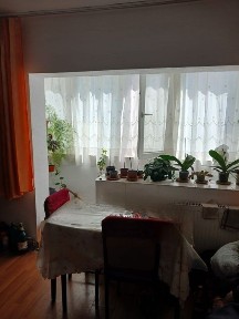 Vând apartament 3 camere