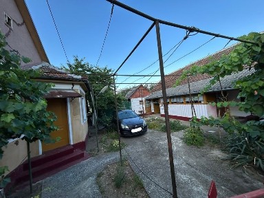 Casă de vânzare în Țipar, jud. Arad