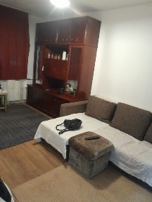 Inchiriez Apartent cu o camera zona Micalaca
