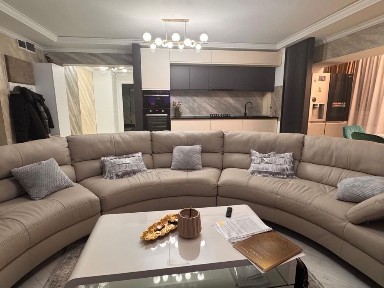 Vand apartament 3 camere
