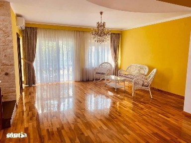 |De inchiriat Vila 9 camere|Complet mobilat si utilat