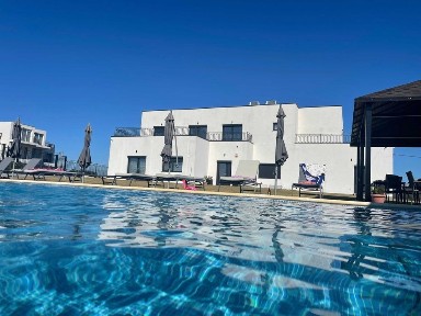 Penthouse exclusivist la malul mării - 400 mp tot etajul