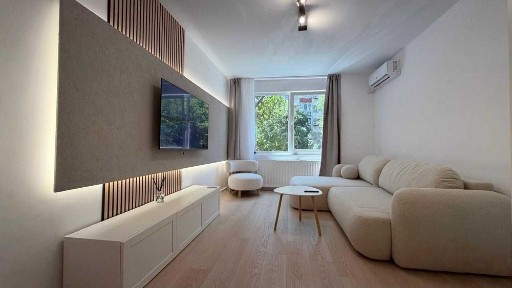 LUJERULUI 3 camere Apartament cochet complet renovat. MUTARE IMEDIATA!