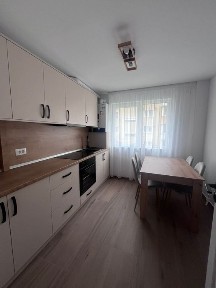 Proprietar - Inchiriere apartament cu 4 camere, zona George Enescu