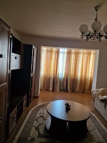 Inchirez apartament 4 camere ultracentral in Falticeni