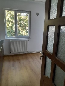 Vând ap 2 camere Zona Albina