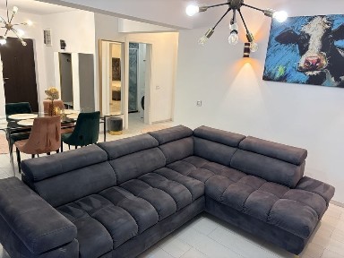 Inchiriere apartament cu 3 camere 2 bai boxa demisol Magnolia Village