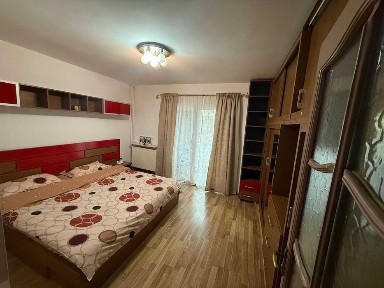 Apartament de închiriat