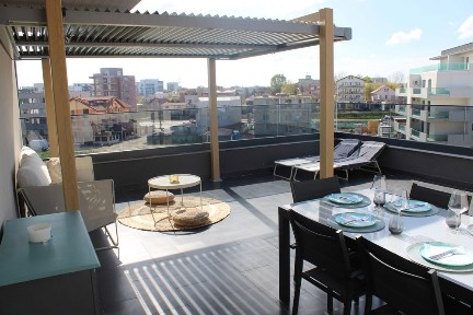 Apartament 2 camere cu terasă spațioasă pe termen lung