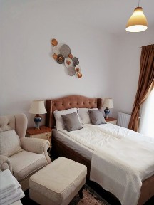 Închiriez vila de lux in Oradea
