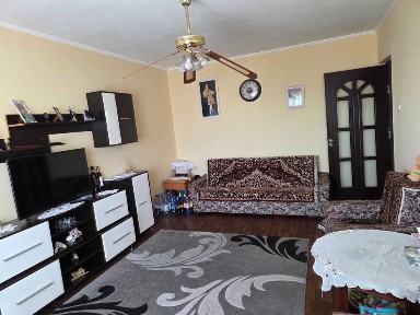 apartament 3 camere vânzare