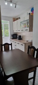 Apartament 2 camere decomandat, centrul orașului Brezoi, vedere la Vârful Țurțudan