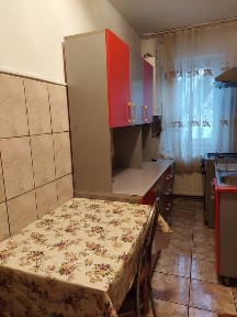 Apartament de inchiriat