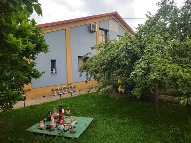 Vand casa - vila Bariera Valcii