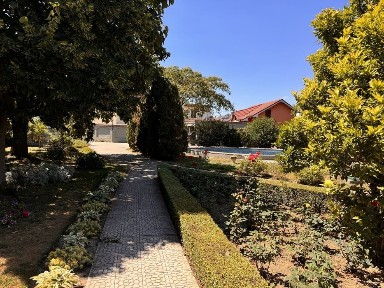 Casa exclusivista de vanzare in Bariera ( auto Kappa)