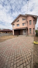 Casa S+P+1E si teren Bariera Vâlcii - Craiova