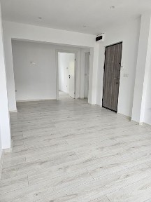 Apartament cu 4 camere, Str Muncii