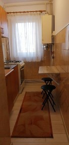 Vând apartament cu 2 camere Dâmbu Pietros etaj 3