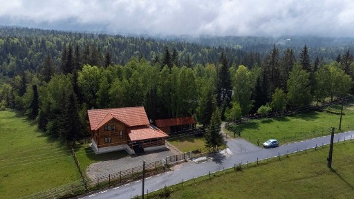 Cabană premium cu SPA, sauna, jacuzii lângă Beliș | Panoramă Vlădeasa | 318.900€