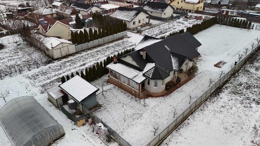 Casă / vilă premium 3 dormitoare, teren 1.300 mp - Săucești