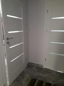 Vând casă complet renovată + anexe și teren 1300 mp, orașul Darabani