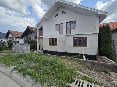 Casa de vanzare in Negrești-Oaș