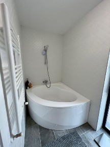 Inchiriez apartament cu 3 camere MRS RESIDENCE PLOIESTI