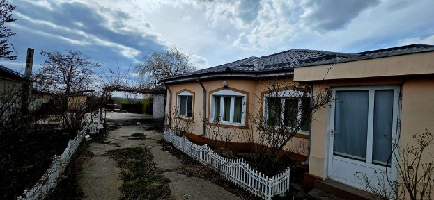 Casa cu teren 2074 mp sat Rubla,Valea Ramniculu, Ramnicu Sarat