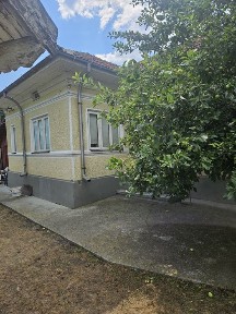Vând urgent casa Zarnesti Buzau