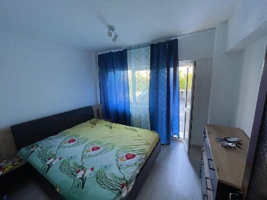 Închiriez apartament 2 camere