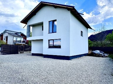 Casa de vanzare!
