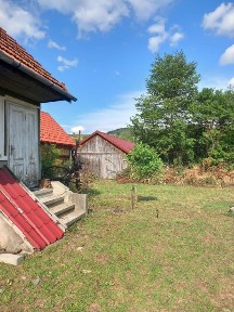 Casă cu teren 921 mp în Tărlungeni, Brașov | Lângă pădure | Utilități