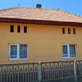 Vând casă și teren Tătărani-Căprioru