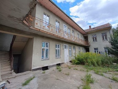 De închiriat clădire cu 15 camere pentru cazare muncitori - Piața Cipariu, Cluj-Napoca