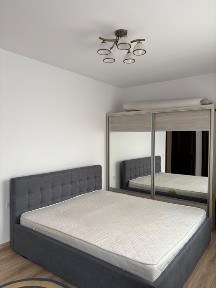 Inchiriez Apartament 3 Camere Bloc VSC