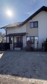 Casă tip duplex P+M, mobilată si utilată complet Suceava