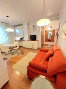 Apartament 68 mp utili