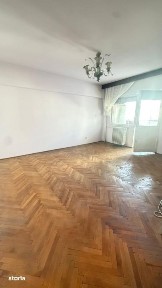 Apartament 3 camere decomandat, 64.80 mp, zona Republicii