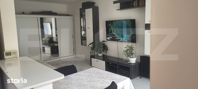 Apartament decomandat, 40 mp, etaj 1, zona Porii