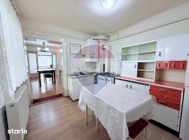Apartament spațios-Zona Ultracentrală-Ideal studenti sau cupluri