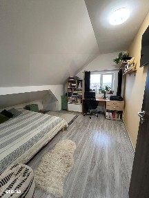 Apartament 3 camere 2 balcoane zona Strand II