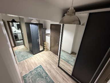 Închiriez Ap. 3 camere