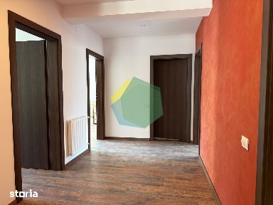 Spațiu comercial / birouri la parter | 135 mp | Odăi