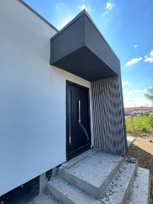 Proprietar vand casa