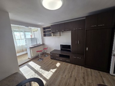 Propietar Inchiriez garsoniera Drumul Taberei Favorit